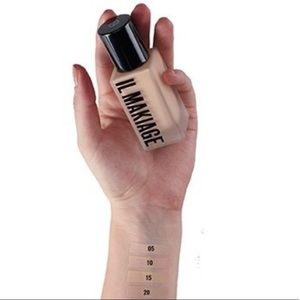 IL MAKIAGE Foundation #20